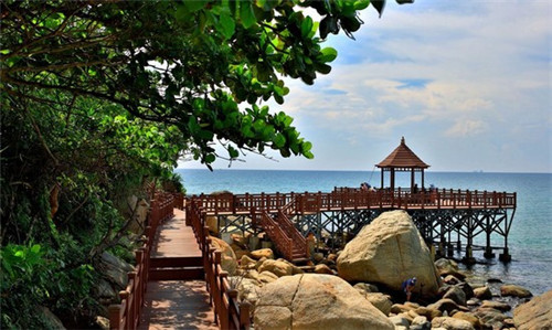 烧烤加盟费用太高怎么办，高陵佰运加盟大概要多少钱